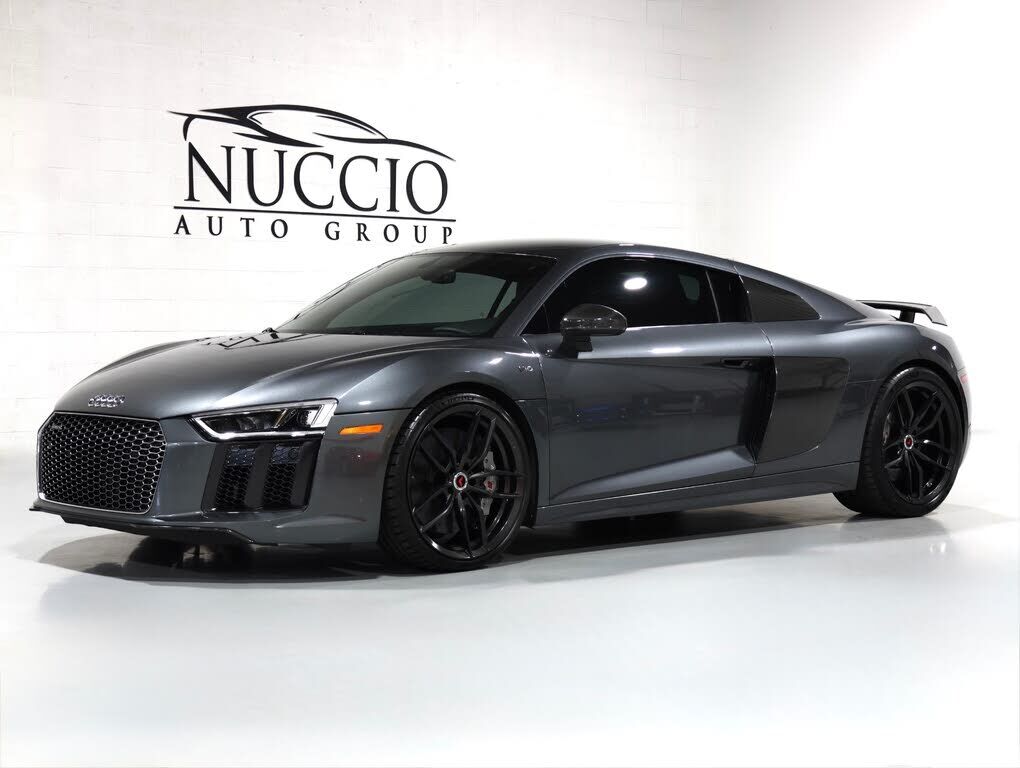 2017 AUDI R8