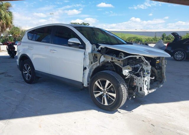 2016 TOYOTA RAV4
