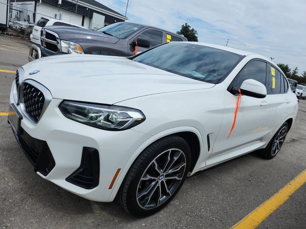 2022 BMW X4