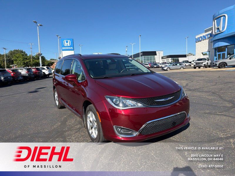 2019 CHRYSLER Pacifica