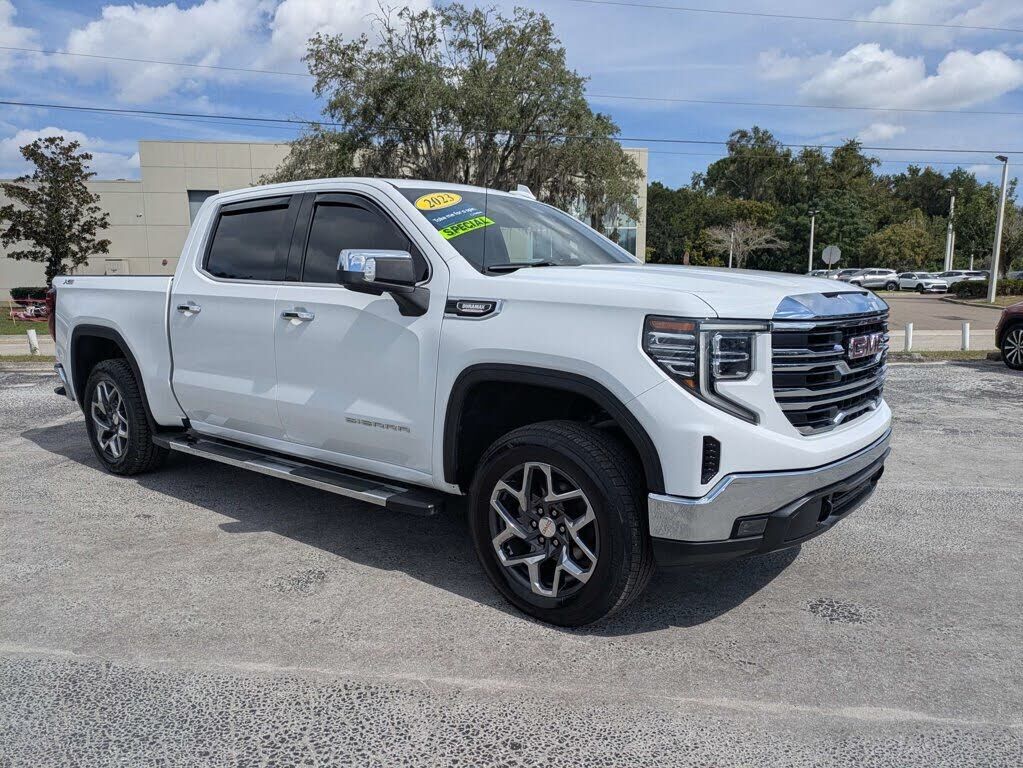 2023 GMC Sierra