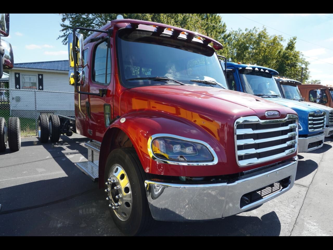 2027 FREIGHTLINER M2