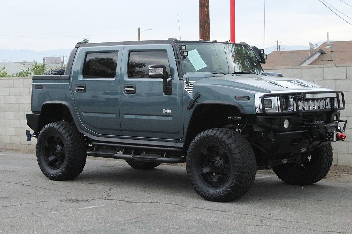 2005 HUMMER H2