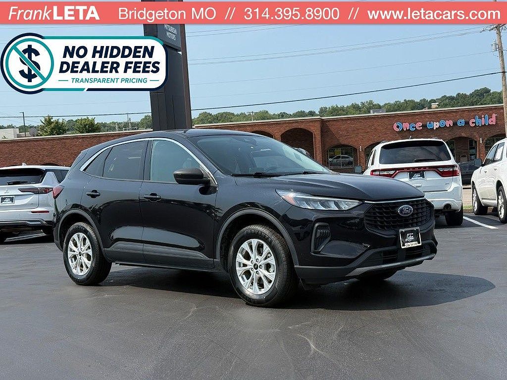 2024 FORD Escape