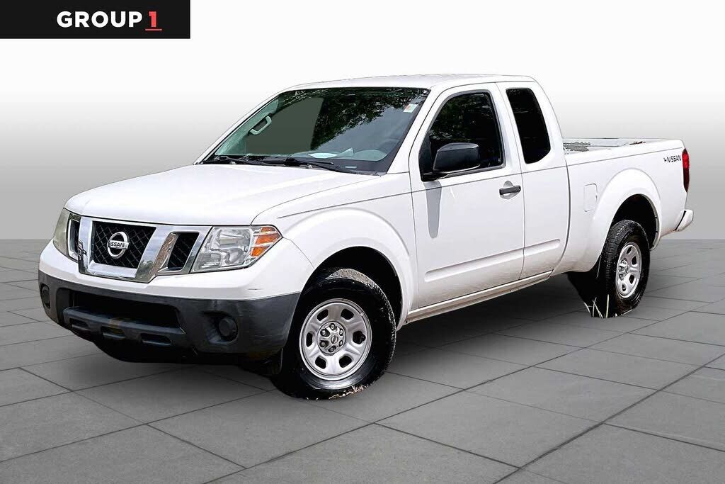 2017 NISSAN Frontier