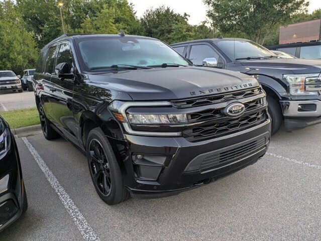 2023 FORD Expedition