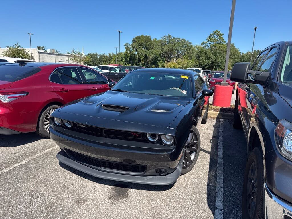 2019 DODGE Challenger