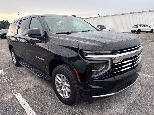 2025 CHEVROLET Suburban