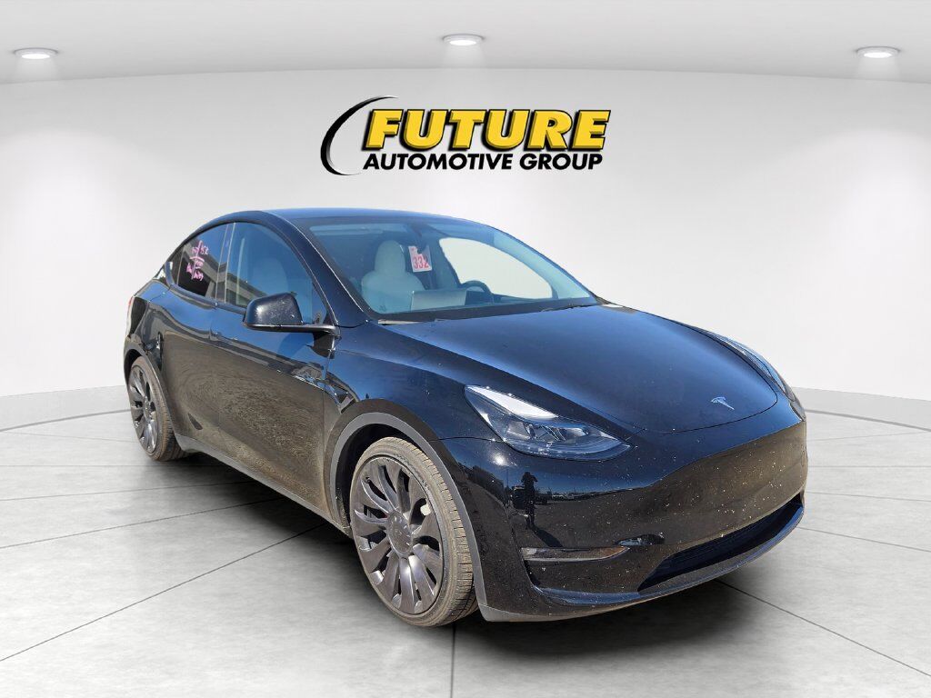 2023 TESLA Model Y