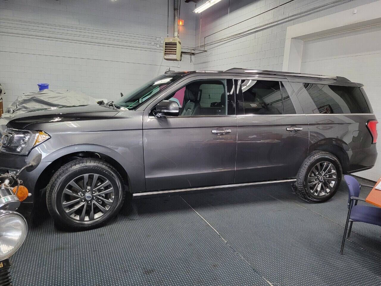2021 FORD Expedition