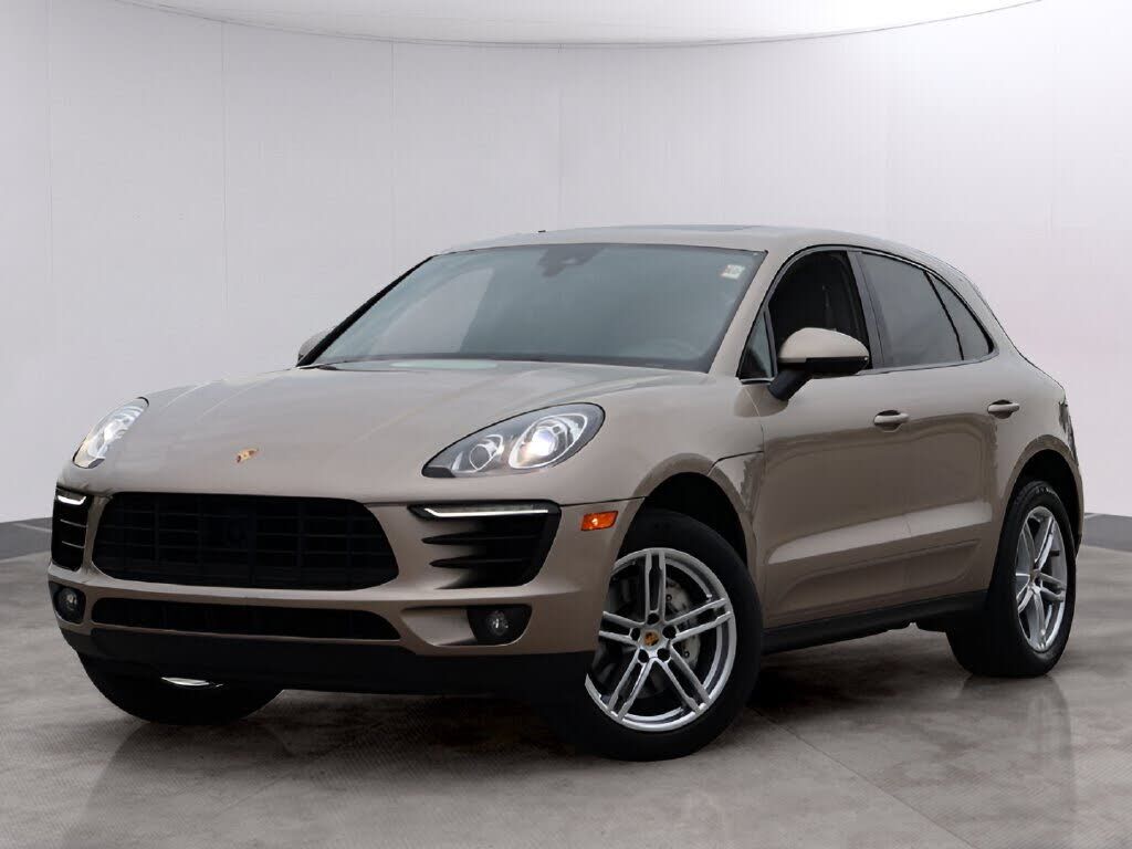 2015 PORSCHE Macan