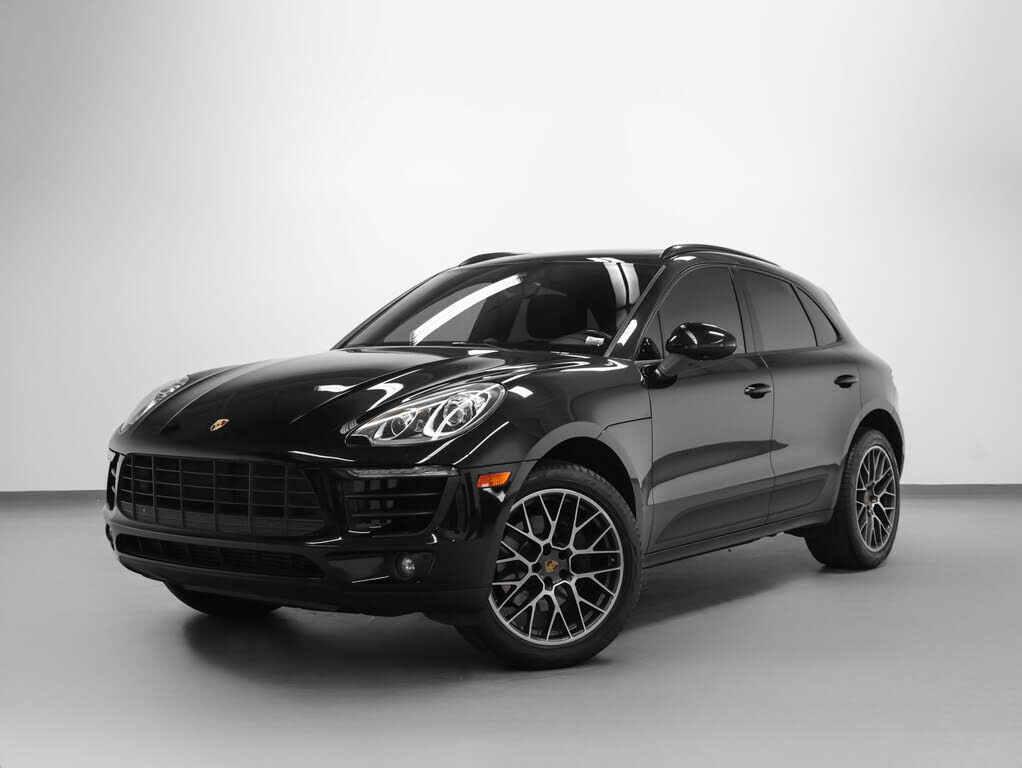 2018 PORSCHE Macan