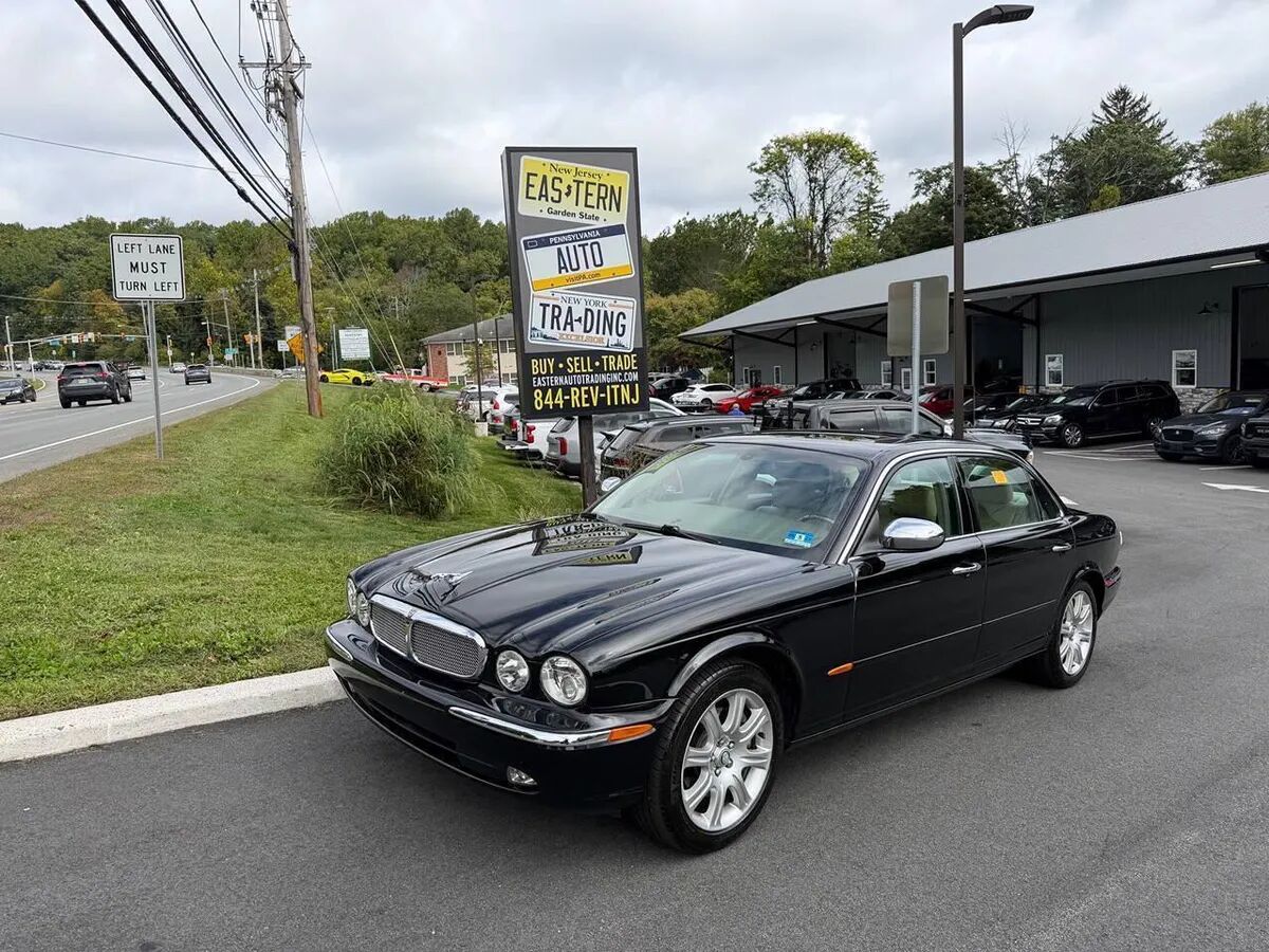 2005 JAGUAR XJ