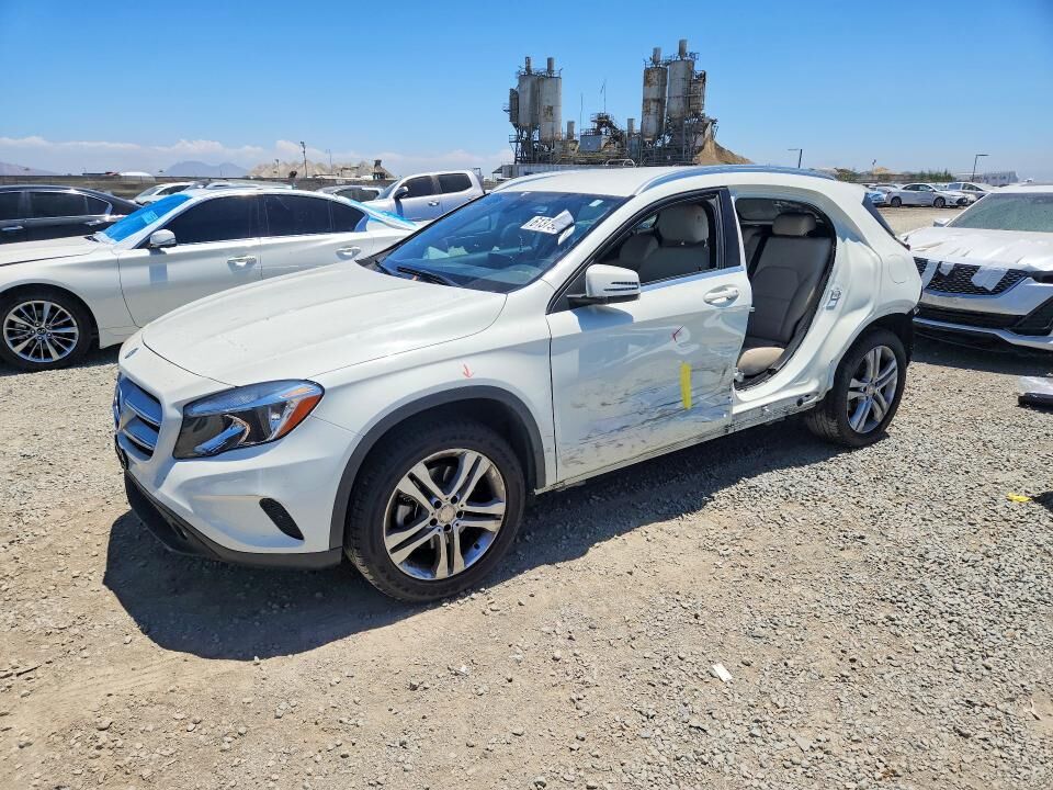 2017 MERCEDES-BENZ GLA-Class