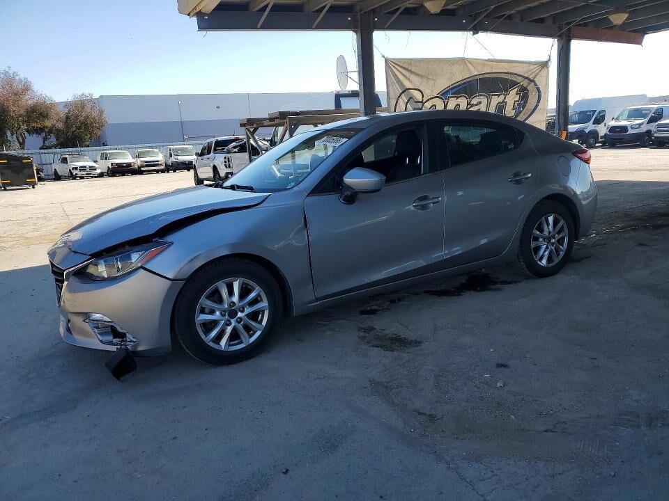 2016 MAZDA Mazda3