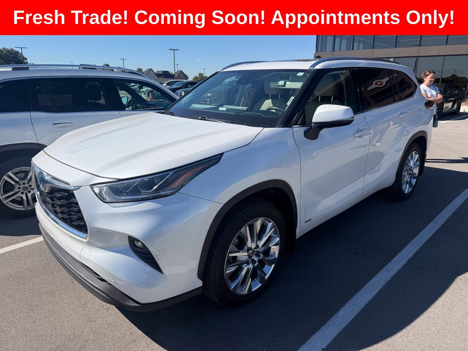 2023 TOYOTA Highlander
