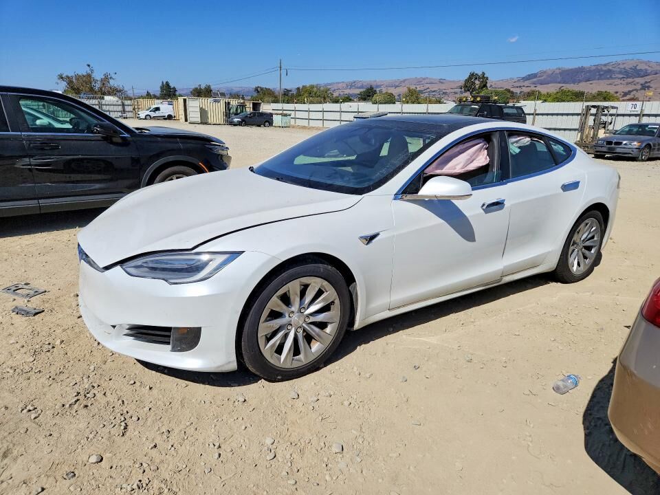 2016 TESLA Model S