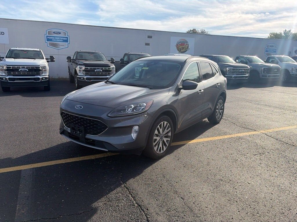 2021 FORD Escape
