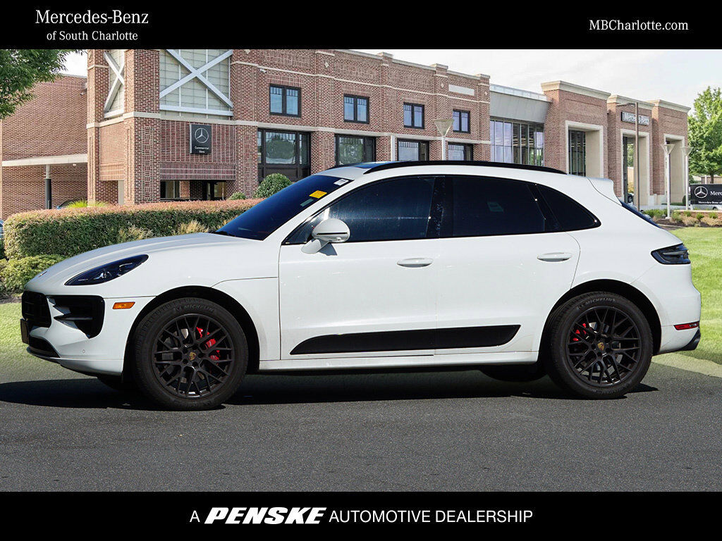 2021 PORSCHE Macan