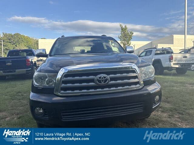 2014 TOYOTA Sequoia