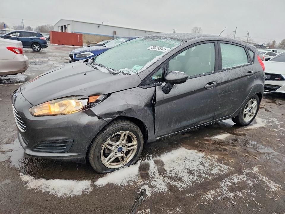 2017 FORD Fiesta