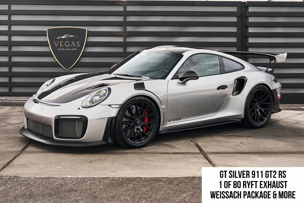 2019 PORSCHE 911