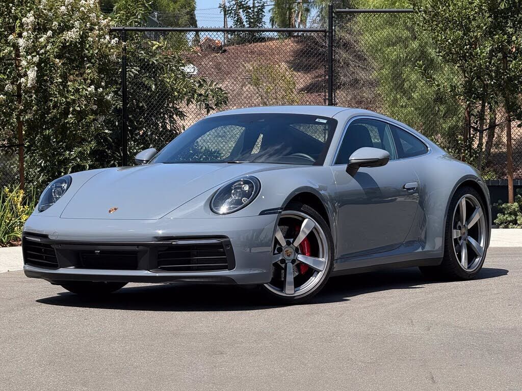 2024 PORSCHE 911
