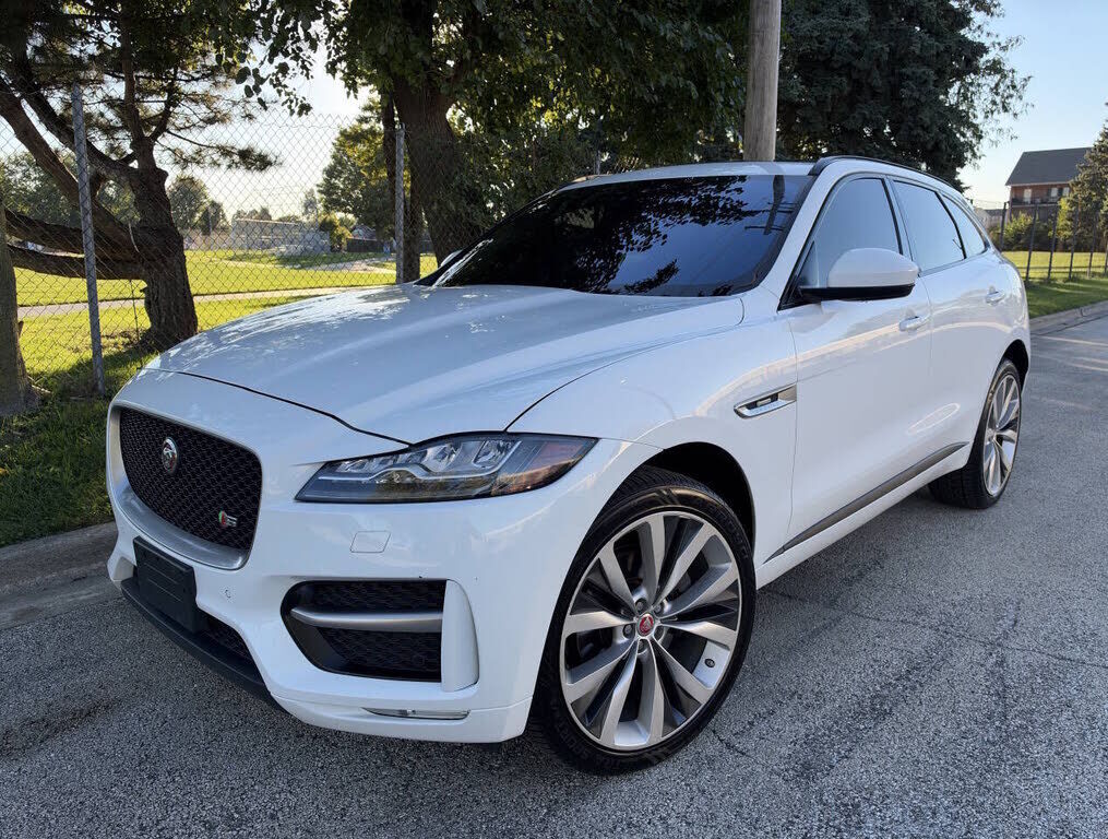 2018 JAGUAR F-Pace