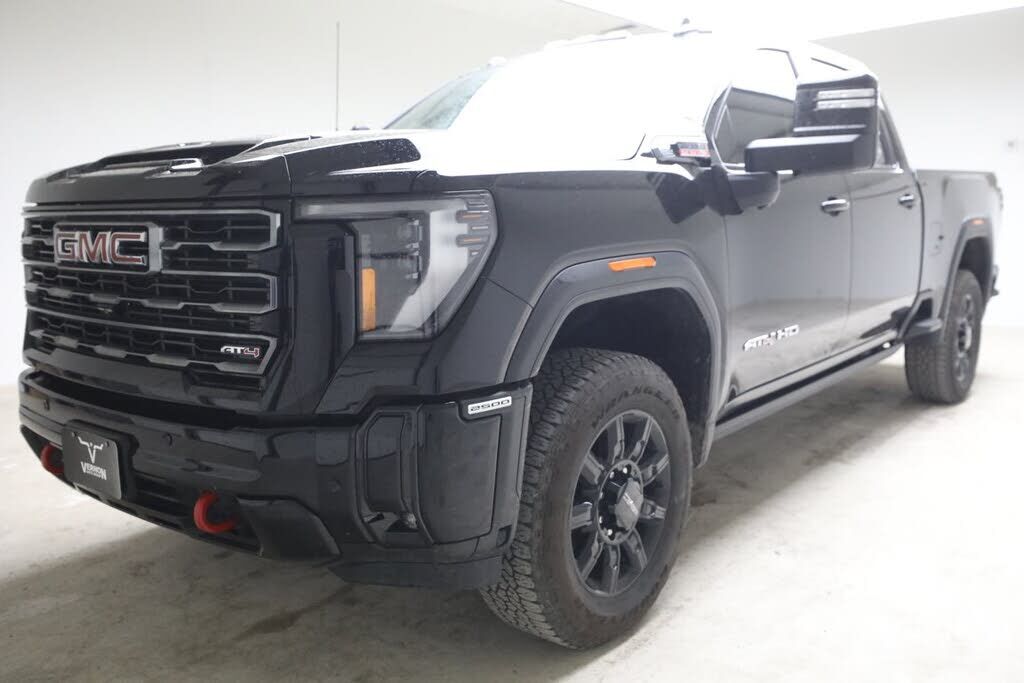2025 GMC Sierra HD