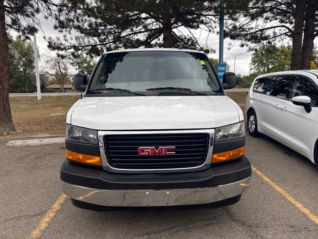 2024 GMC Savana
