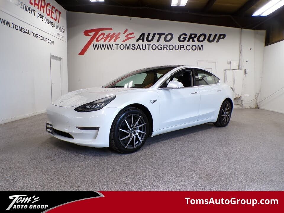 2018 TESLA Model 3