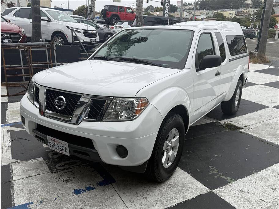 2012 NISSAN Frontier