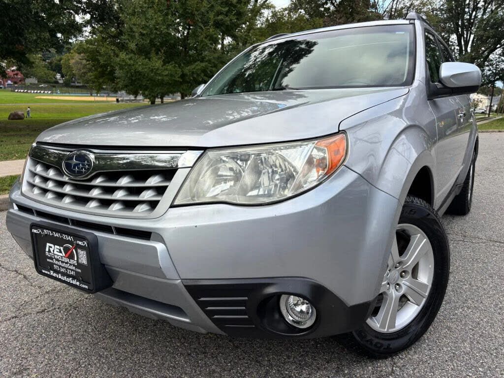 2013 SUBARU Forester