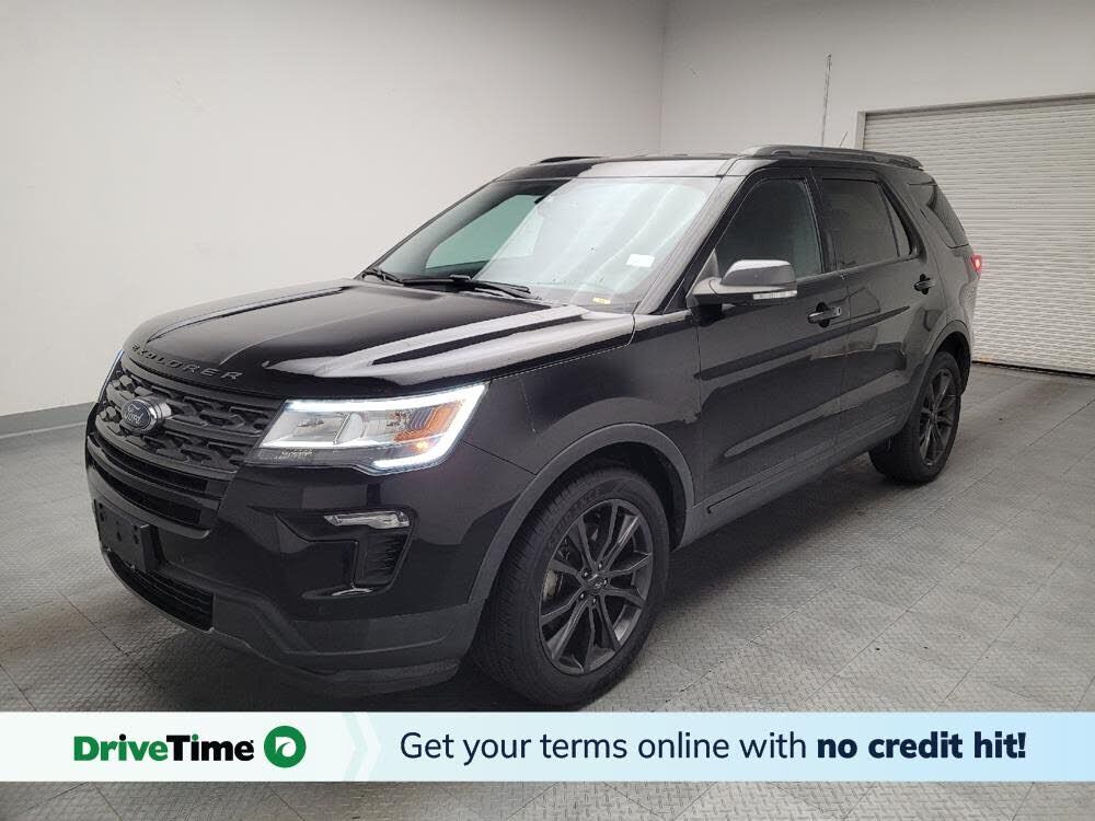 2018 FORD Explorer