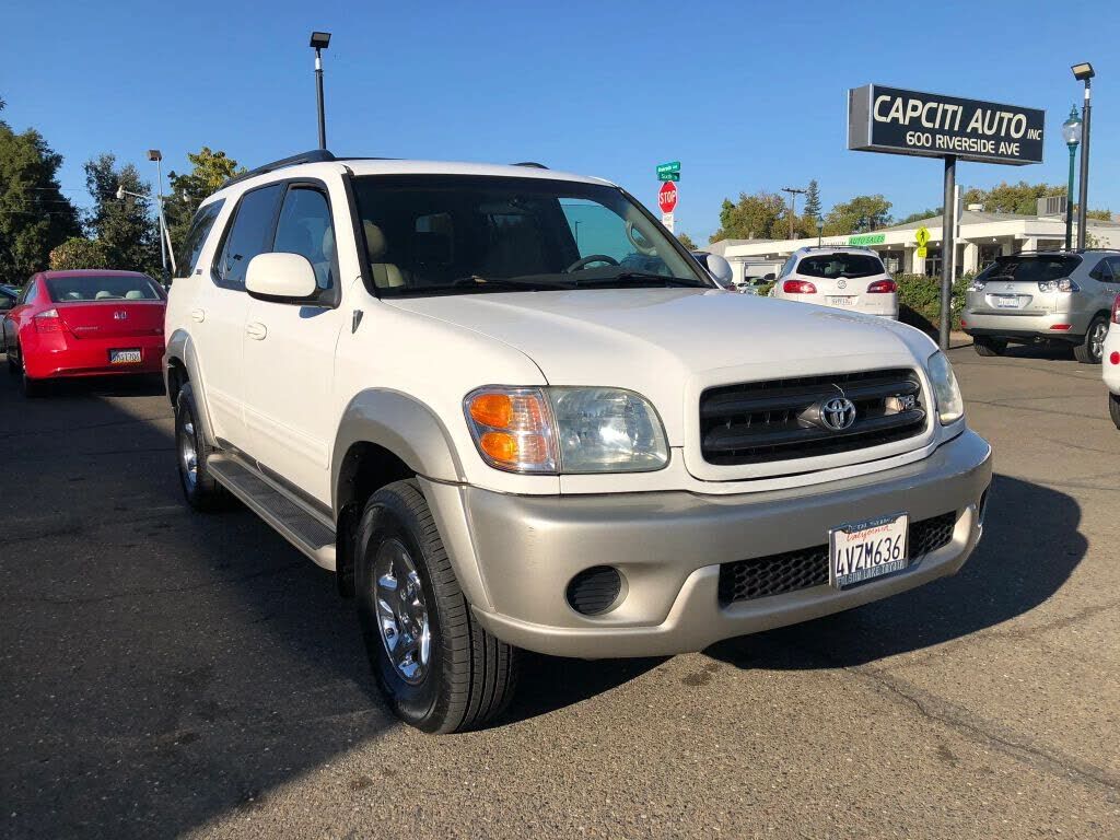 2002 TOYOTA Sequoia