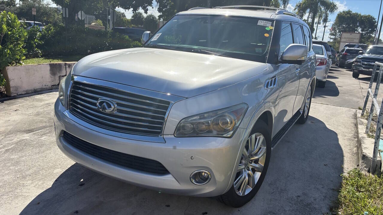 2012 INFINITI QX56