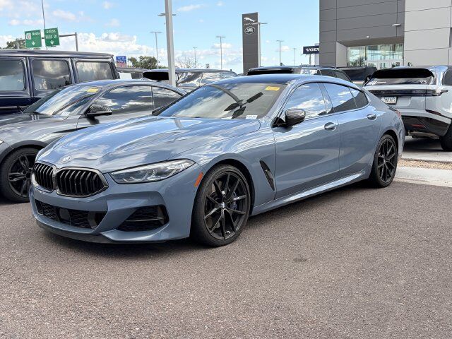 2022 BMW M8
