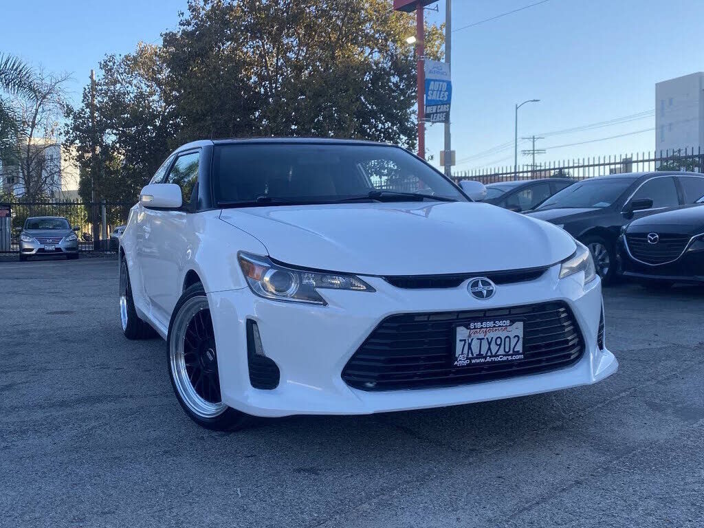 2015 TOYOTA SCION