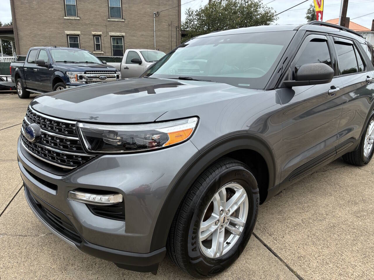 2021 FORD Explorer