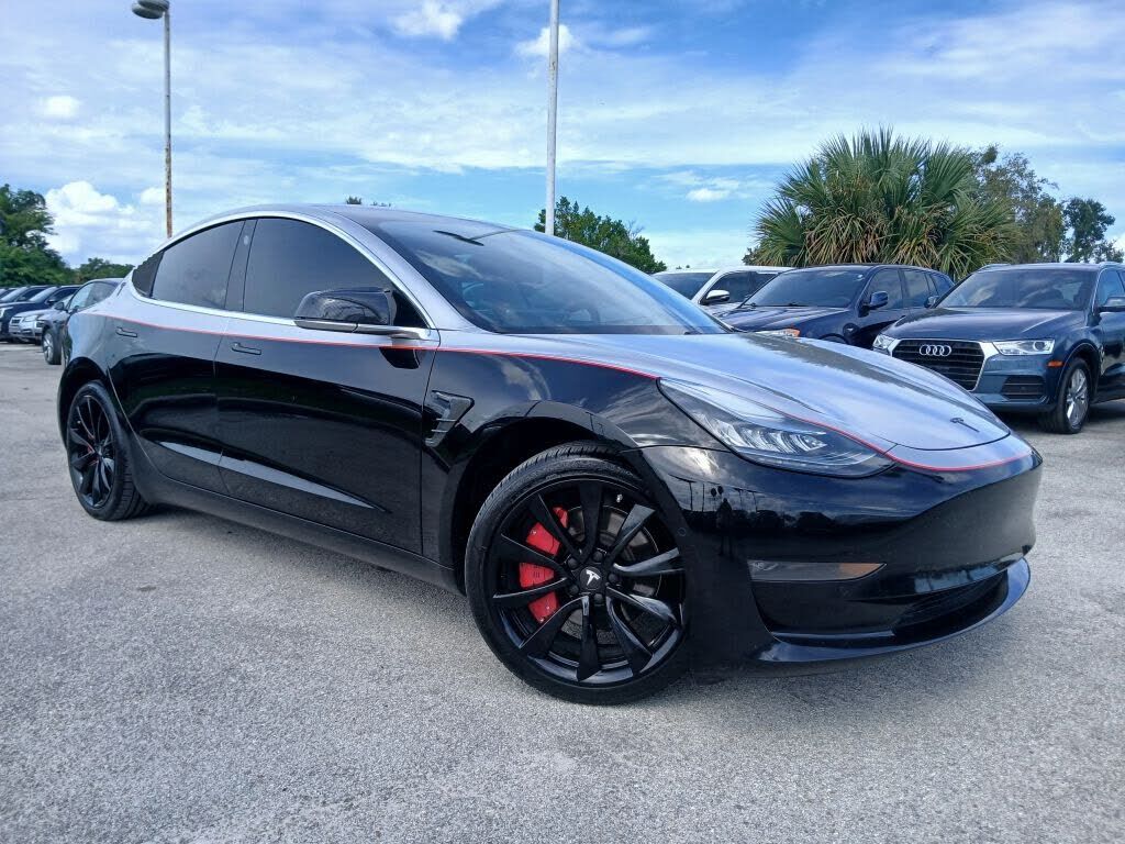 2018 TESLA Model 3