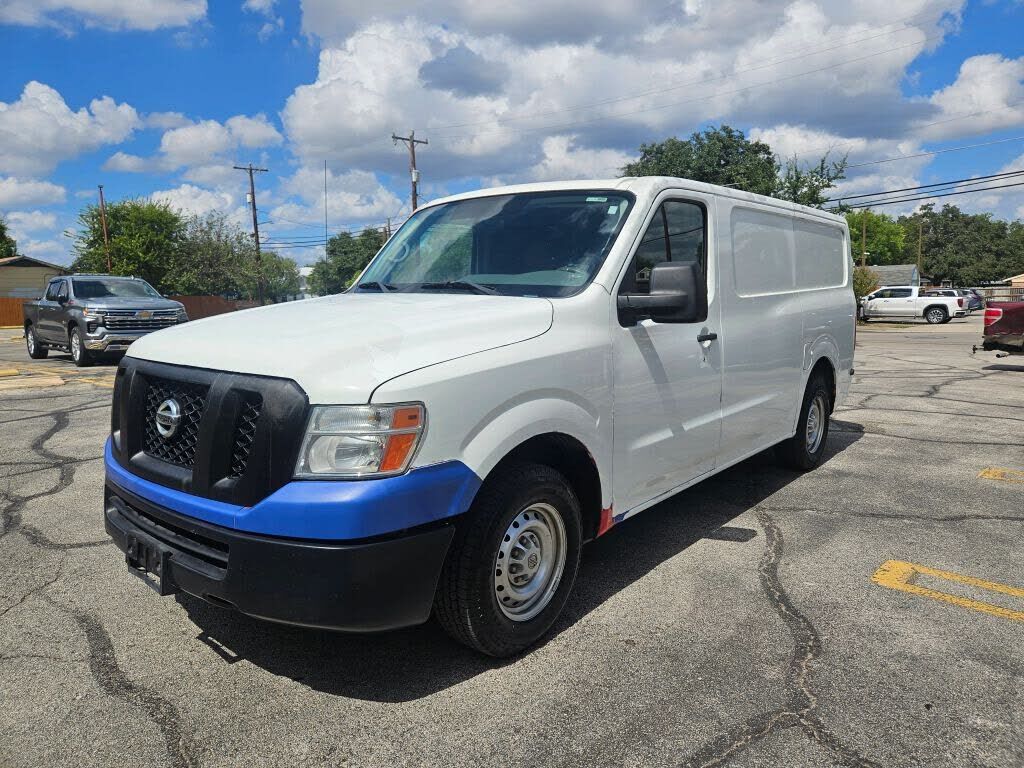 2018 NISSAN NV