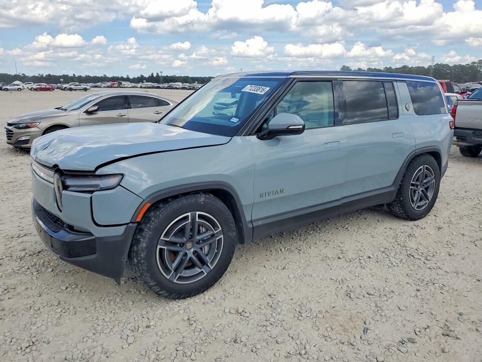 2025 RIVIAN R1S