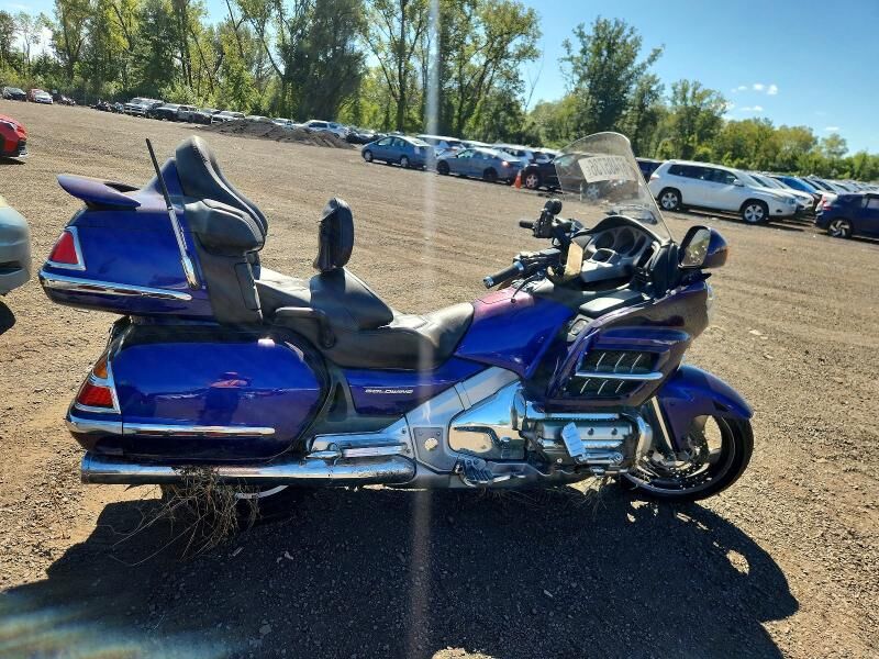 2002 HONDA GL1800