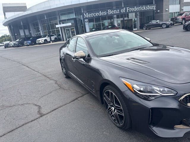2023 KIA Stinger