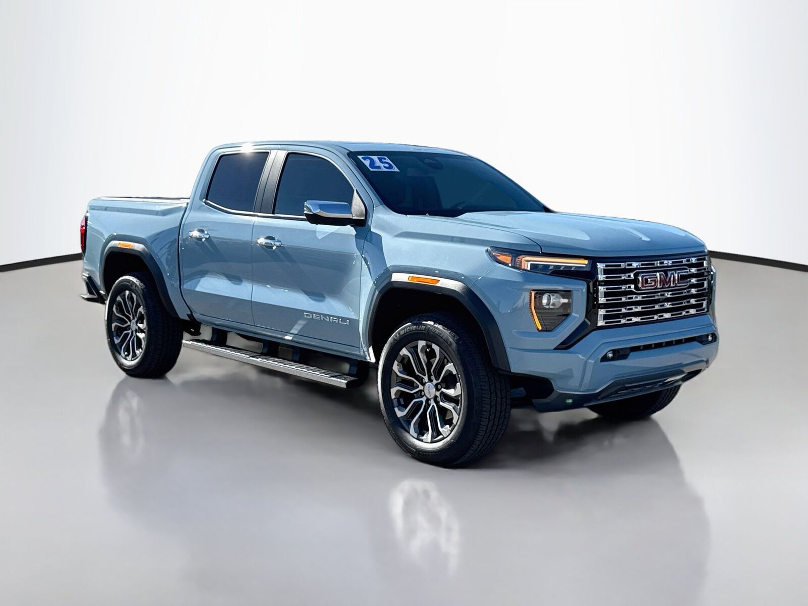 2025 GMC Canyon
