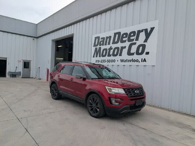 2017 FORD Explorer