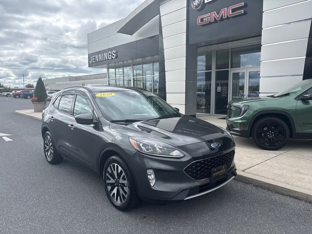 2020 FORD Escape