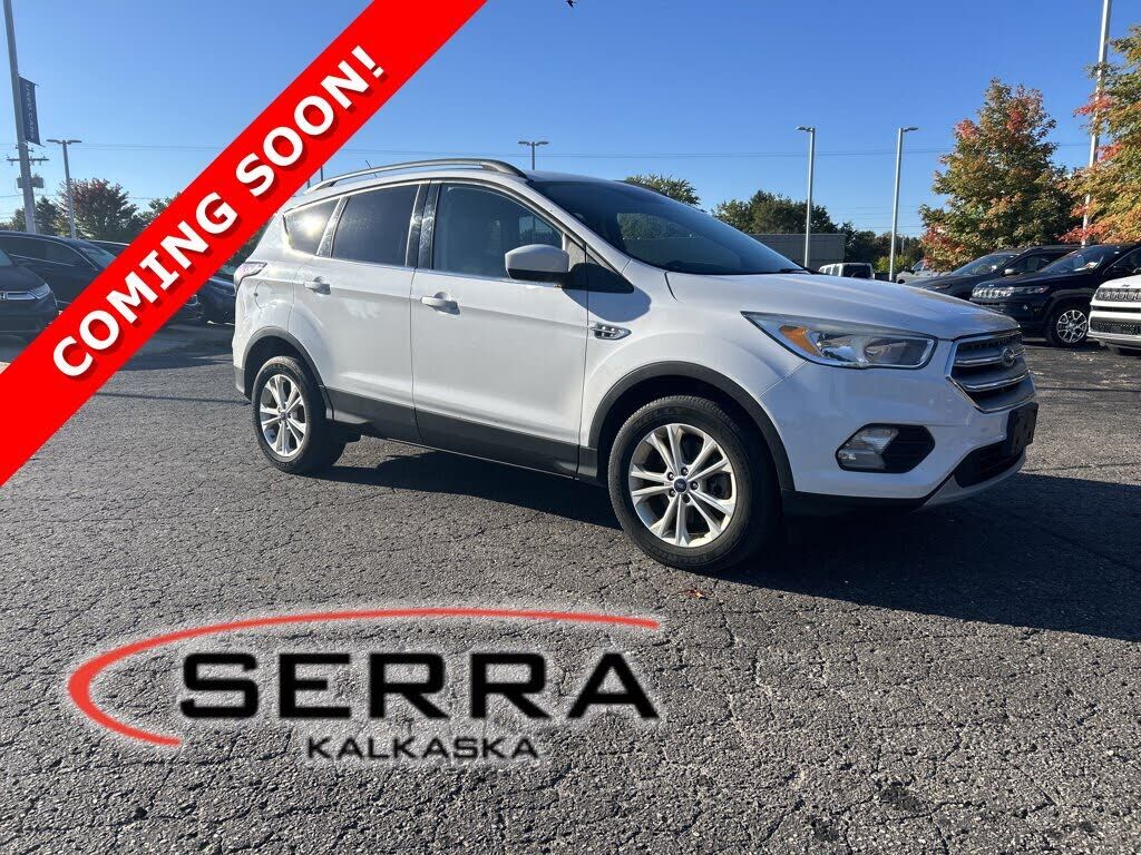 2018 FORD Escape