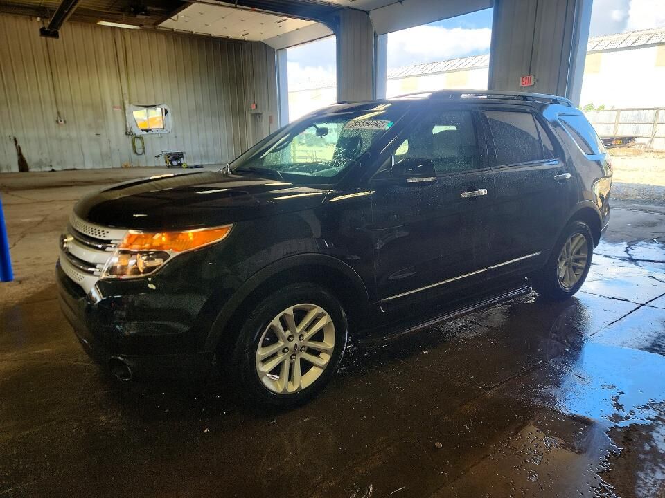 2014 FORD Explorer