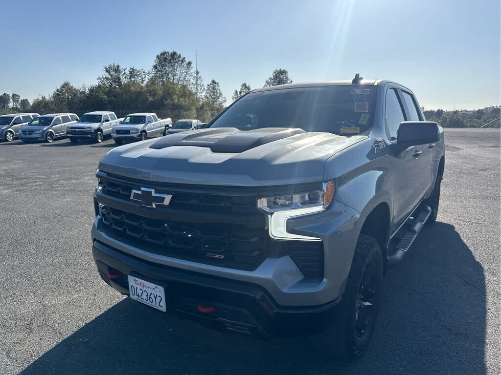 2023 CHEVROLET Silverado